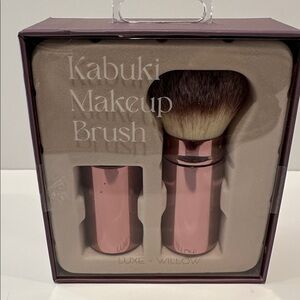 Luxe + Willow Kabuki Oversized Makeup Brush for Precise Controlled Application.